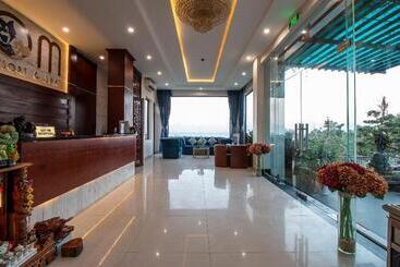 هتل Tom Hill Boutique Resort & Spa