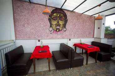 هتل Tryst
