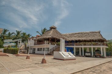 هتل Villa Azul
