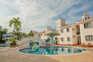 هتل Villa Azul