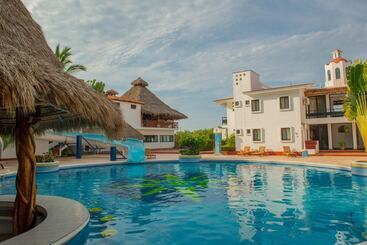 هتل Villa Azul