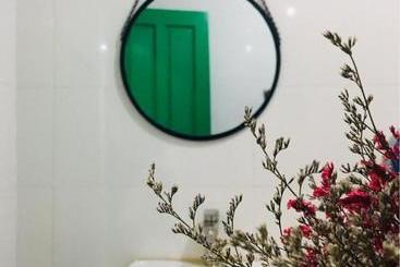 هتل Art Homestay  Hostel