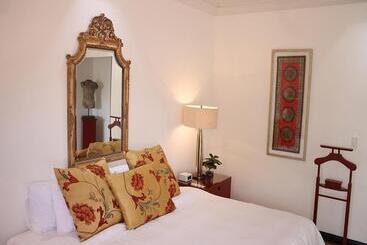 هتل Boutique Villa Toscana