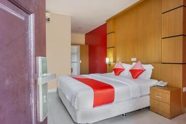 هتل Oyo 1636 Wisma Kuta Karang