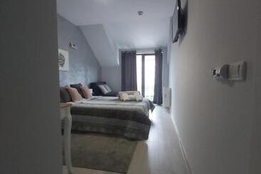 هتل Vonamor Rooms