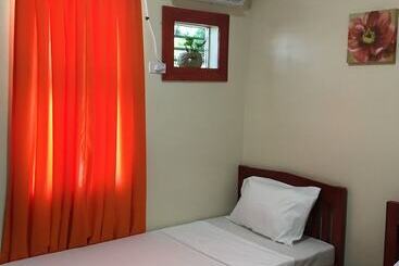 هتل Downtown Suites