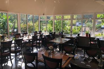 هتل Michelangelos   Rooms, Restaurant & Bar