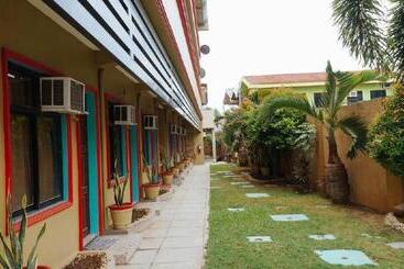 هتل Reddoorz @ Bankal Lapulapu