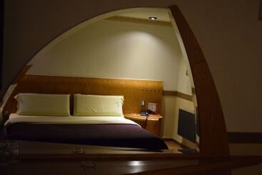 هتل & Suites La Marquesa