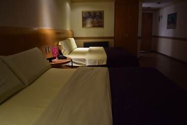 هتل & Suites La Marquesa