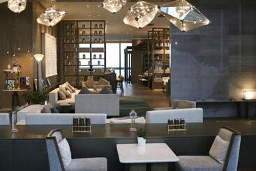 هتل The Westin Zhongshan Guzhen