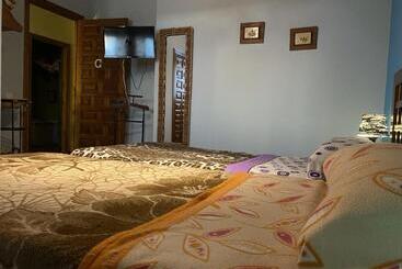 Pension Trescasas