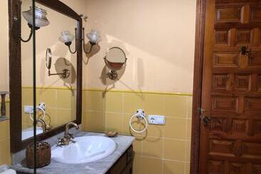 Pension Trescasas