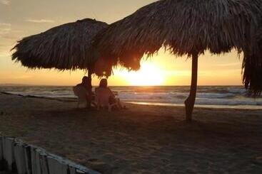 هتل Cabaña Playa Danray