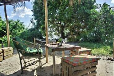 تختخواب و صبحانه Jabar Lodge