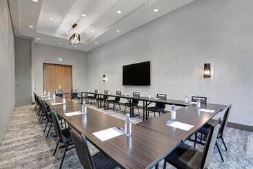 هتل Candlewood Suites   Kingston West, An Ihg
