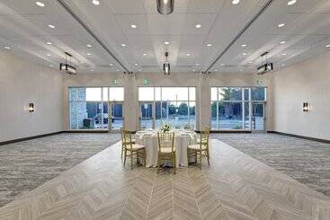 هتل Candlewood Suites   Kingston West, An Ihg