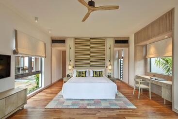 Anantara Iko Mauritius Resort & Villas