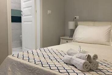 پانسیون Pierette Guest House