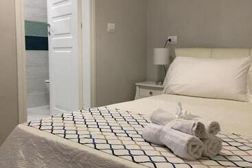 پانسیون Pierette Guest House
