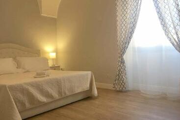 پانسیون Pierette Guest House