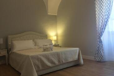 پانسیون Pierette Guest House