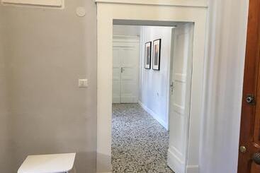 پانسیون Pierette Guest House