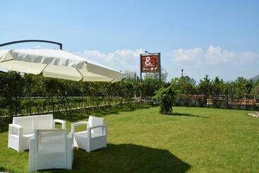 B&b Villa Filomena By Dimorra