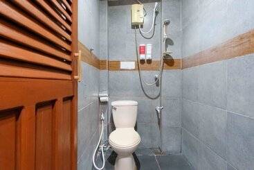 هاستل Reddoorz Premium @ Abueg Road Extension