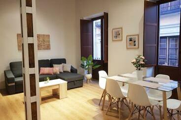 Apartamentos Granada Deluxe 3000