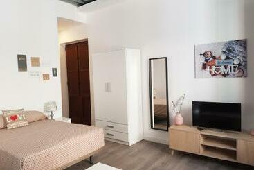 Apartamentos Granada Deluxe 3000