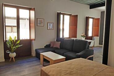 Apartamentos Granada Deluxe 3000