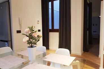 Apartamentos Granada Deluxe 3000