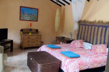 Vivelorural Casa En Risco De Agaete Con Piscina - Valle de Agaete