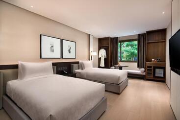 هتل Hualuxe Xi An Tanghua, An Ihg