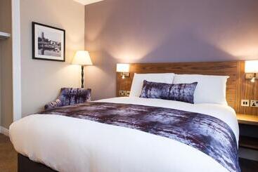 هتل Toby Carvery Hull By Innkeeper S Collection