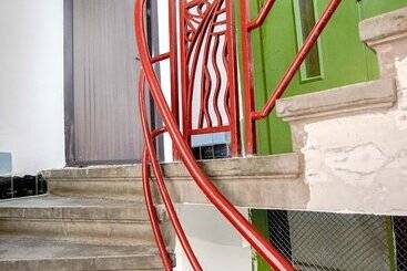 Metropole Apartments Old Town