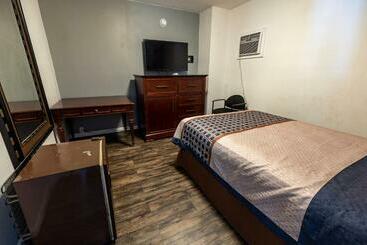 酒店 American Inn & Suites Russellville