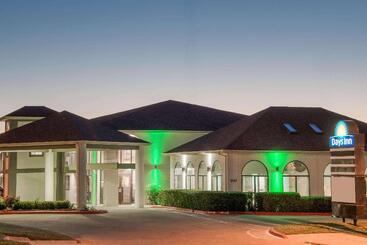 هتل Days Inn By Wyndham Amarillo  Medical Center