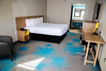 هتل Days Inn By Wyndham Amarillo  Medical Center
