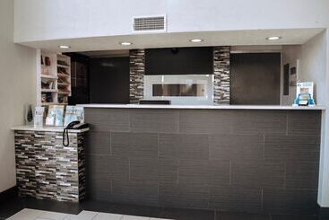 هتل Days Inn By Wyndham Amarillo  Medical Center