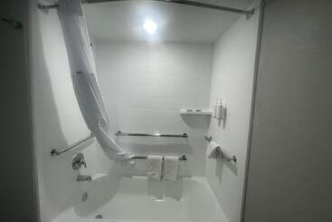 هتل Days Inn By Wyndham Amarillo  Medical Center