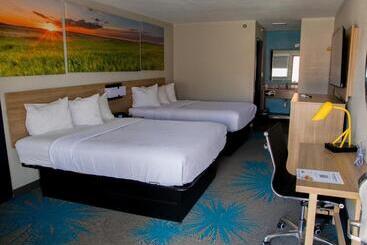 هتل Days Inn By Wyndham Amarillo  Medical Center