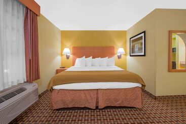 هتل Days Inn By Wyndham Lubbock South