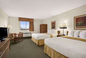 هتل Days Inn By Wyndham Rapid City