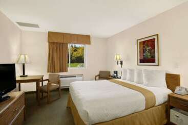هتل Days Inn By Wyndham Rapid City