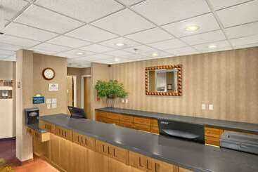 هتل Days Inn By Wyndham Rapid City