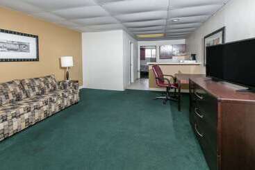 هتل Knights Inn Longview