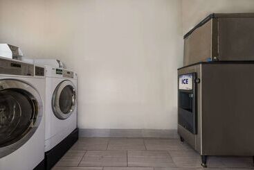 هتل Quality Inn Gadsden   Attalla