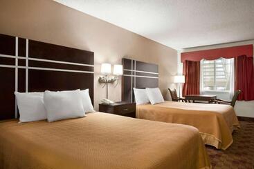 هتل Travelodge By Wyndham Killeen/fort Hood